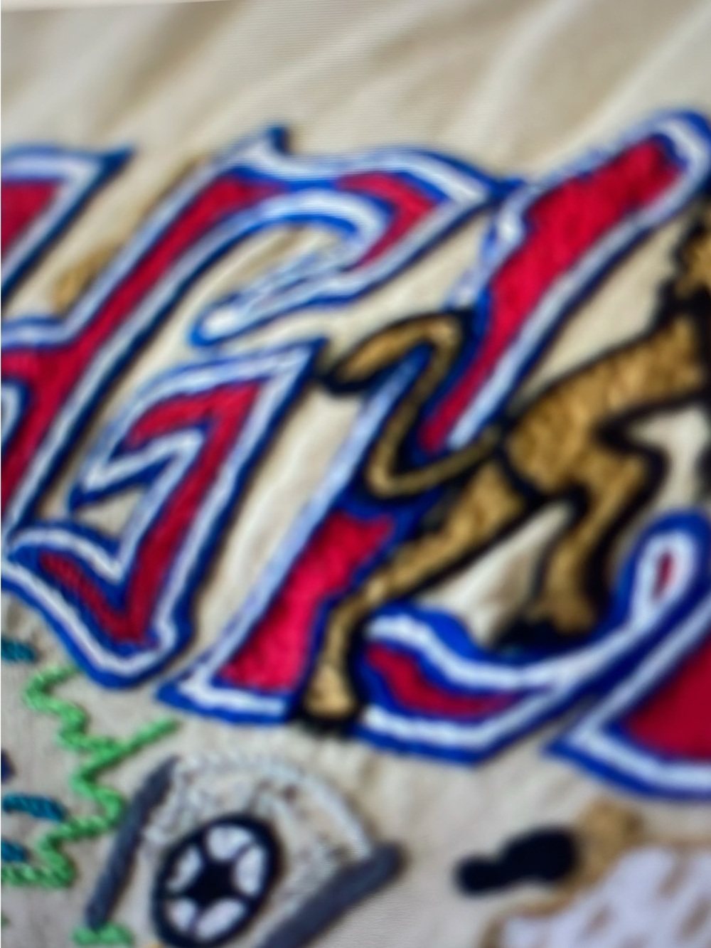 Catstudio Hand-Embroidered England Pillow - Picture 7 of 7